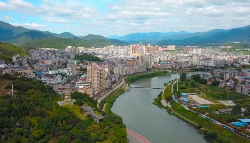 同心故事丨一家烧烤店的“石榴情”