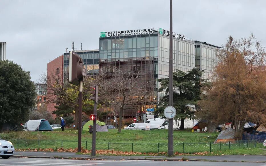 残疾人也涉毒,毒品藏在假肢!