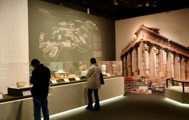 乔治斯·斯泰里斯:希腊与中国,两大古文明的初识