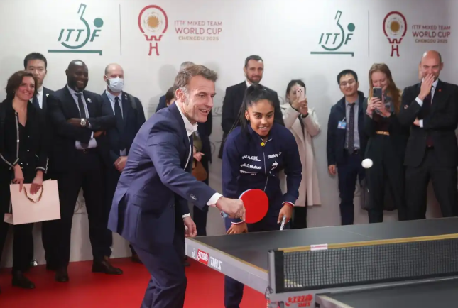 法国总统马克龙:法中肩负共同责任 共迎时代挑战