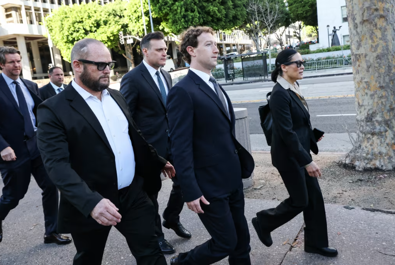 马克·扎克伯格抵达法庭,将在具有里程碑意义的社交媒体成瘾案审判中作证。